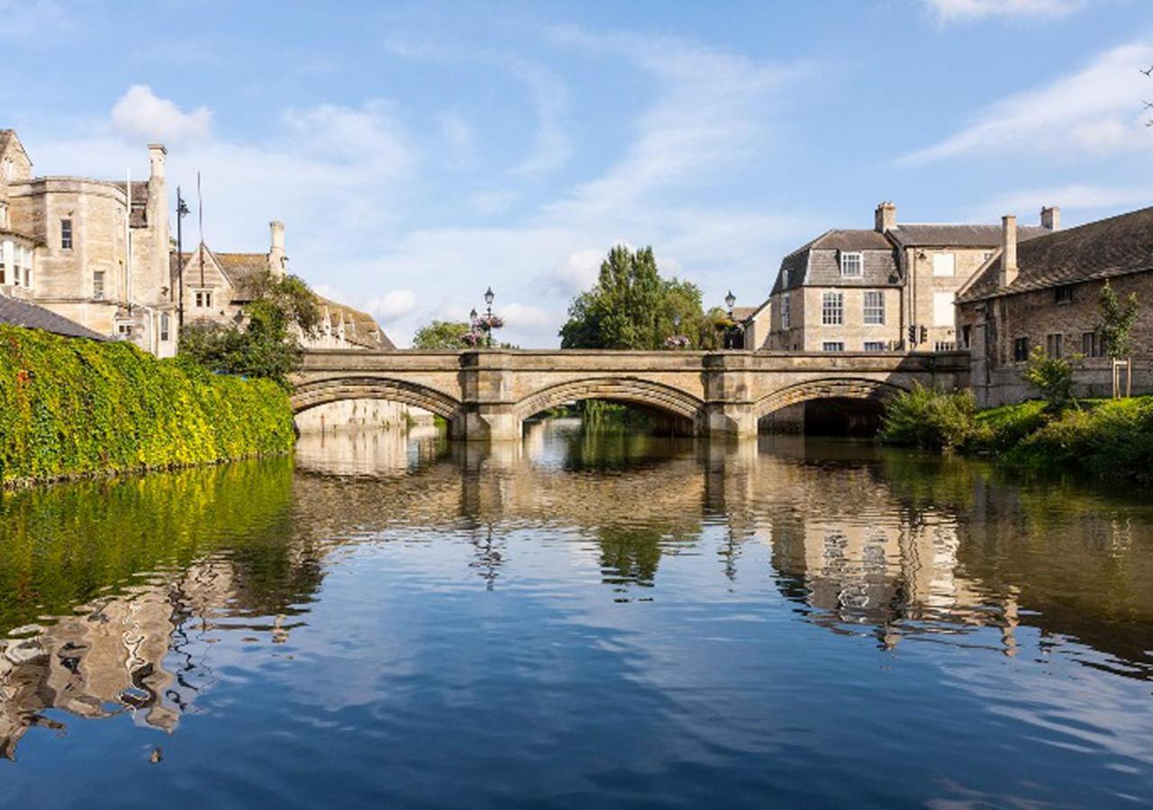 Town Centre Retreat - 1 Bed By Apex Stamford